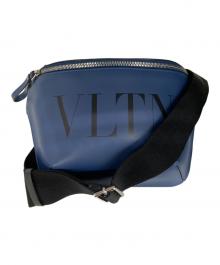 VALENTINO（ヴァレンティノ）の古着「VLTN レザーボディーバッグ」｜ネイビー