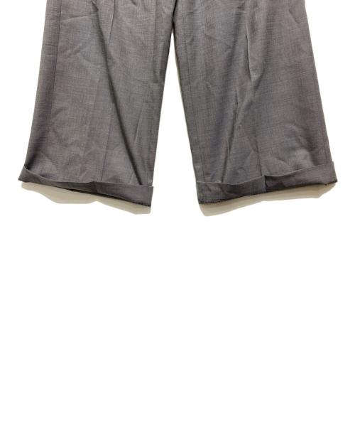 TOMORROW LAND collection（トゥモローランドコレクション）TOMORROW LAND collection (トゥモローランドコレクション) シャイニーシャーク センタープレスワイドパンツ グレー サイズ:34の古着・服飾アイテム