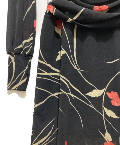 VIVIENNE TAM（ヴィヴィアンタム）VIVIENNE TAM (ヴィヴィアンタム) パワーネットフラワープリントワンピース ブラックの古着・服飾アイテム