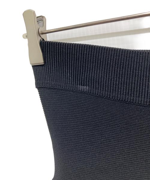 Room no.8（ルームエイト）Room no.8 (ルームエイト) PLATING TIERED SKIRT / ニットスカート ブラック サイズ:FREEの古着・服飾アイテム