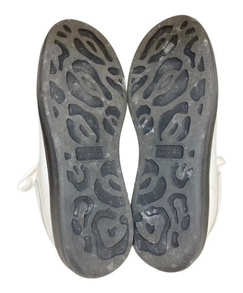 ALEXANDER McQUEEN（アレキサンダーマックイーン）ALEXANDER McQUEEN (アレキサンダーマックイーン) OVERSIZEC SNEAKER ホワイト サイズ:41の古着・服飾アイテム