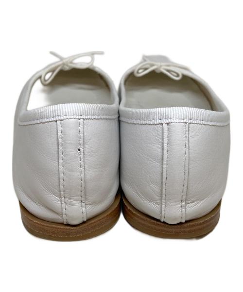 repetto（レペット）Repetto (レペット) リボンパンプス ホワイト サイズ:35　1/2の古着・服飾アイテム