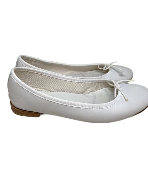 repetto（レペット）Repetto (レペット) リボンパンプス ホワイト サイズ:35　1/2の古着・服飾アイテム