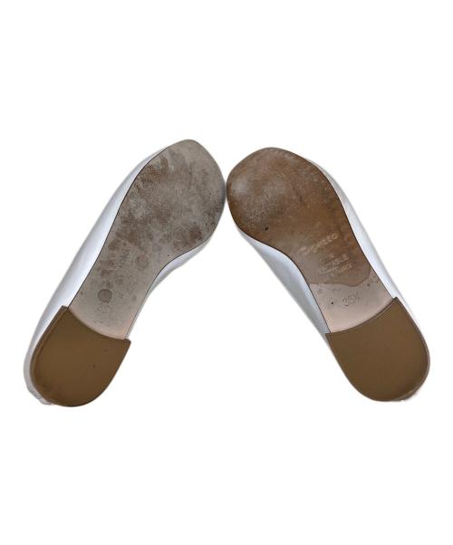repetto（レペット）Repetto (レペット) リボンパンプス ホワイト サイズ:35　1/2の古着・服飾アイテム