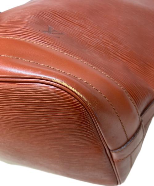 LOUIS VUITTON（ルイ ヴィトン）LOUIS VUITTON (ルイ ヴィトン) エピ ノエ ショルダーバッグ / M44003 ケニア・ブラウンの古着・服飾アイテム