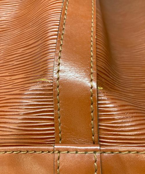 LOUIS VUITTON（ルイ ヴィトン）LOUIS VUITTON (ルイ ヴィトン) エピ ノエ ショルダーバッグ / M44003 ケニア・ブラウンの古着・服飾アイテム
