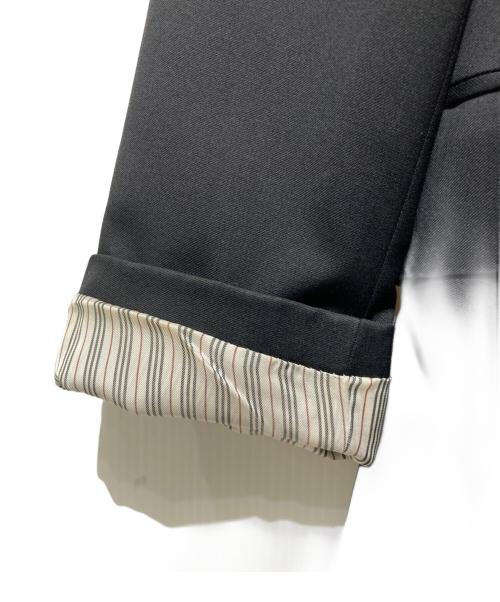 BURBERRY BLACK LABEL（バーバリーブラックレーベル）BURBERRY BLACK LABEL (バーバリーブラックレーベル) 袖裏ストライプ3ピース3Bスーツ ブラック サイズ:38Lの古着・服飾アイテム