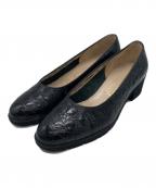 Salvatore Ferragamoサルヴァトーレ フェラガモ）の古着「型押しパンプス」｜ブラック
