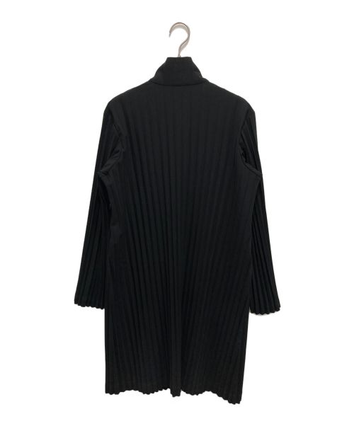 ISSEY MIYAKE（イッセイミヤケ）ISSEY MIYAKE (イッセイミヤケ) プリーツコート ブラック サイズ:2の古着・服飾アイテム