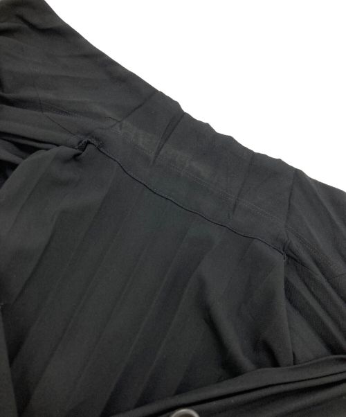 ISSEY MIYAKE（イッセイミヤケ）ISSEY MIYAKE (イッセイミヤケ) プリーツコート ブラック サイズ:2の古着・服飾アイテム