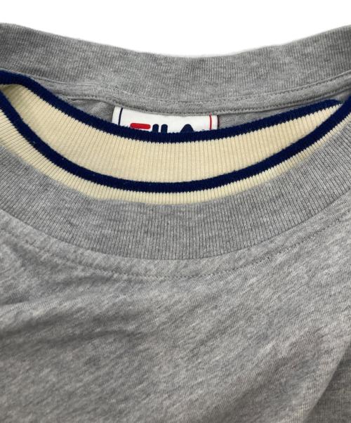 Y. PROJECT（ワイプロジェクト）Y. PROJECT (ワイプロジェクト) FILA (フィラ) REVERSIBLE STRIPE T-SHIRT ベージュ サイズ:XSの古着・服飾アイテム