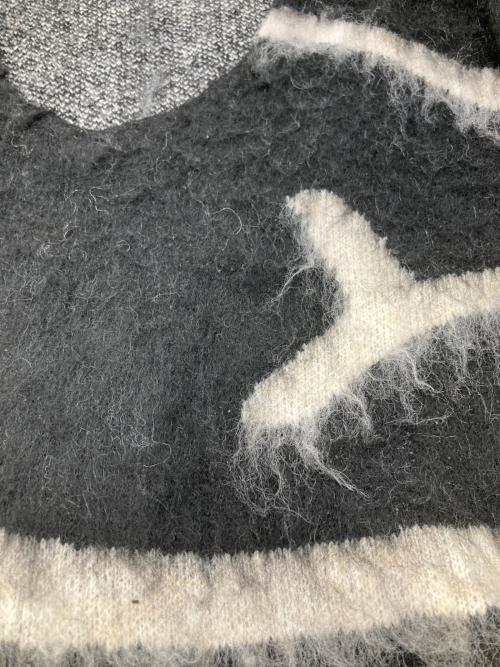 Knuth Marf（クヌースマーフ）Knuth Marf (クヌースマーフ) モヘヤブレンドUネックプルオーバーニット ブラック サイズ:Fの古着・服飾アイテム