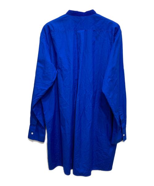 6(ROKU) BEAUTY&YOUTH（ロク ビューティーアンドユース）6(ROKU) BEAUTY&YOUTH (ロク ビューティーアンドユース) ドッキングデザインノーカラーシャツ ブルー サイズ:-の古着・服飾アイテム