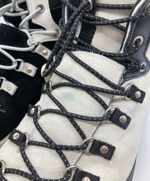 suncore（サンコア）suncore (サンコア) アシンメトリー マウンテンブーツ ホワイト×ブラック サイズ:7の古着・服飾アイテム