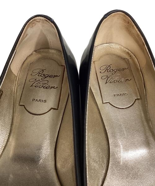 Roger Vivier（ロジェ ヴィヴィエ）Roger Vivier (ロジェ ヴィヴィエ) エナメルパンプス ネイビー サイズ:35の古着・服飾アイテム