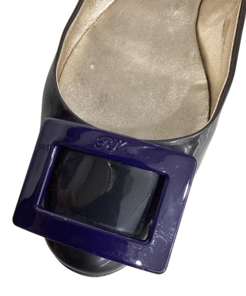 Roger Vivier（ロジェ ヴィヴィエ）Roger Vivier (ロジェ ヴィヴィエ) エナメルパンプス ネイビー サイズ:35の古着・服飾アイテム