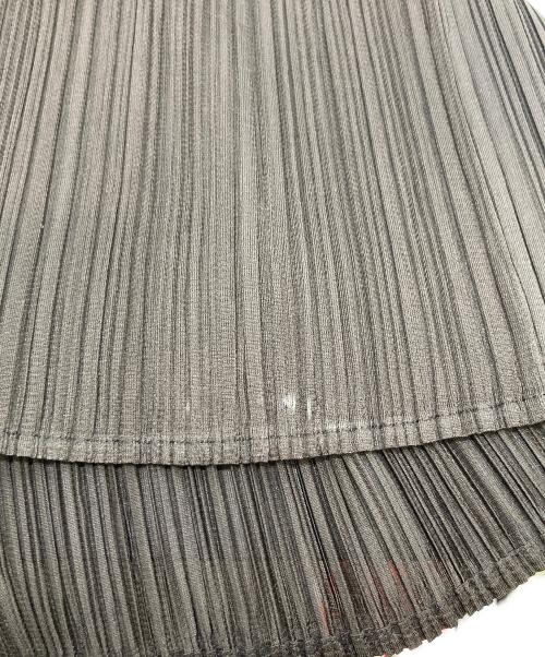 PLEATS PLEASE（プリーツプリーズ）PLEATS PLEASE (プリーツプリーズ) プリーツノースリーブカットソー ブラウン サイズ:Ｌの古着・服飾アイテム