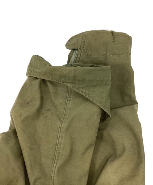 US ARMY（ユーエスアーミー）US ARMY (ユーエスアーミー) M－65フィールドジャケット カーキ サイズ:無しの古着・服飾アイテム