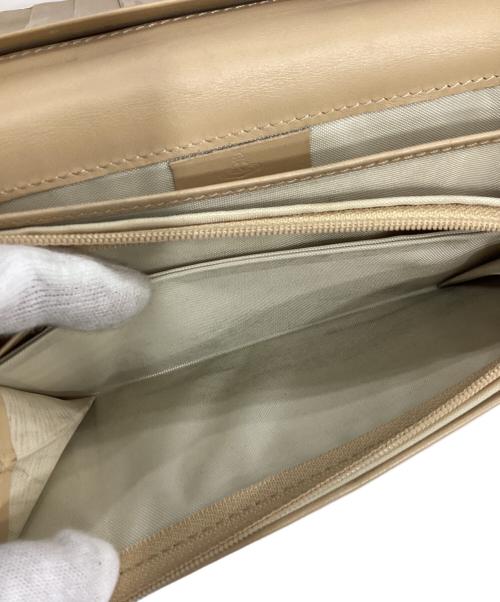 Vivienne Westwood（ヴィヴィアンウエストウッド）Vivienne Westwood (ヴィヴィアンウエストウッド) オーブ長財布 ゴールドの古着・服飾アイテム