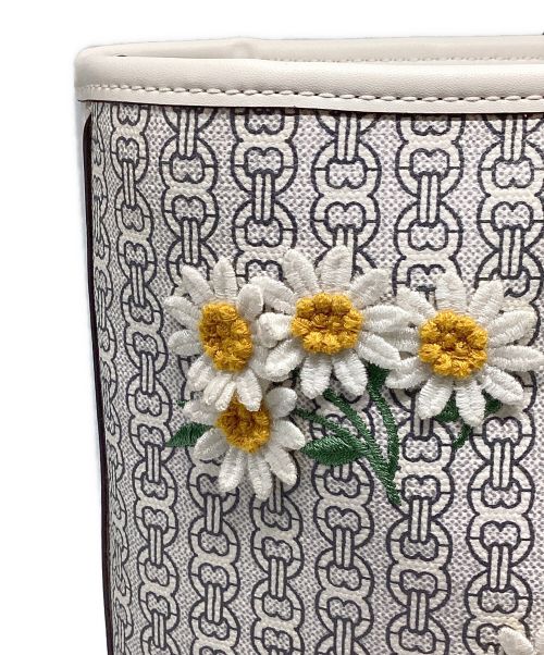 TORY BURCH（トリーバーチ）TORY BURCH (トリーバーチ) ジェミニアップリケ2wayショルダーバッグ ホワイトの古着・服飾アイテム