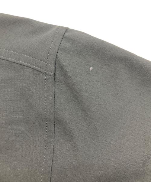 NIKE ACG（ナイキエーシージー）NIKE ACG (ナイキエージーシー) フィッシングテックシャツ／DF UV DEV TRL L/S TOP グレー サイズ:Sの古着・服飾アイテム