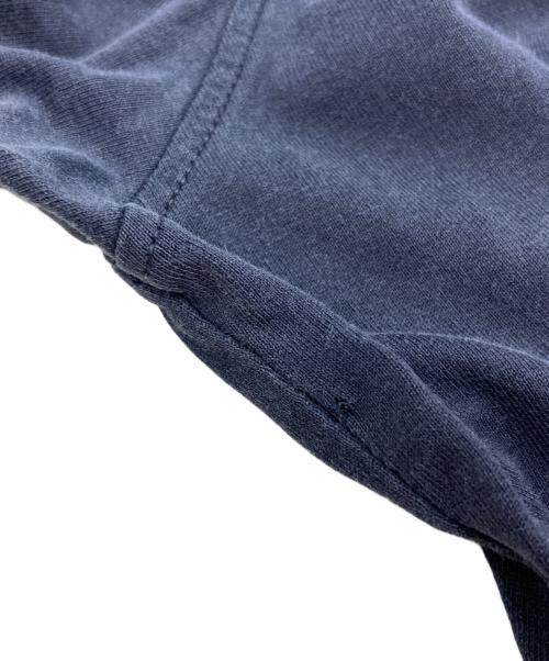 C.P COMPANY（シーピーカンパニー）C.P COMPANY (シーピーカンパニー) ロゴＴシャツ パープル サイズ:Mの古着・服飾アイテム