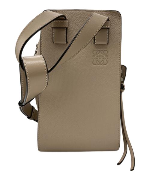 LOEWE（ロエベ）LOEWE (ロエベ) ハンモックバッグ スモール ベージュの古着・服飾アイテム