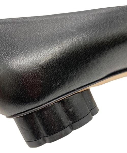 Salvatore Ferragamo（サルヴァトーレ フェラガモ）Salvatore Ferragamo (サルヴァトーレ フェラガモ) フラワーヒールパンプス ブラック サイズ:9の古着・服飾アイテム