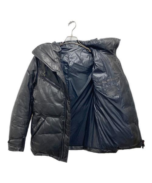 ISAMU KATAYAMA BACKLASH（イサムカタヤマ・バックラッシュ）ISAMU KATAYAMA BACKLASH (イサムカタヤマ・バックラッシュ) カンガルーレザーダウンダウンジャケット ブラック サイズ:Sの古着・服飾アイテム
