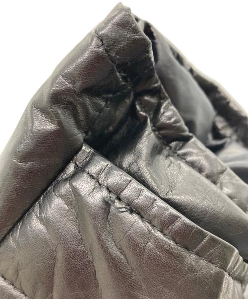 ISAMU KATAYAMA BACKLASH（イサムカタヤマ・バックラッシュ）ISAMU KATAYAMA BACKLASH (イサムカタヤマ・バックラッシュ) カンガルーレザーダウンダウンジャケット ブラック サイズ:Sの古着・服飾アイテム