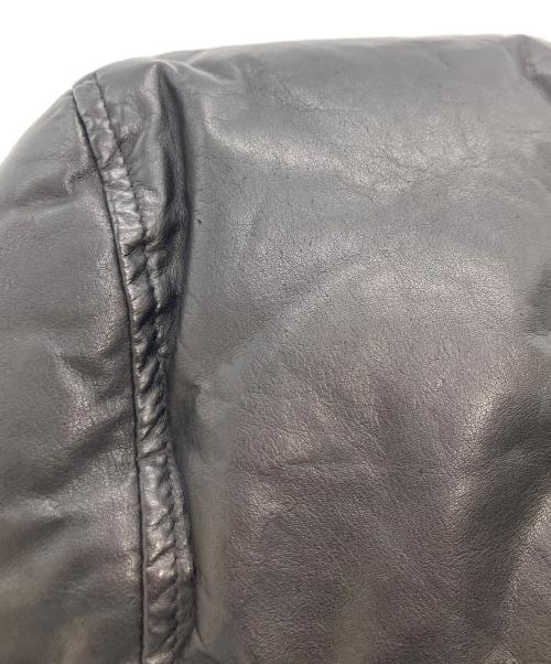 ISAMU KATAYAMA BACKLASH（イサムカタヤマ・バックラッシュ）ISAMU KATAYAMA BACKLASH (イサムカタヤマ・バックラッシュ) カンガルーレザーダウンダウンジャケット ブラック サイズ:Sの古着・服飾アイテム