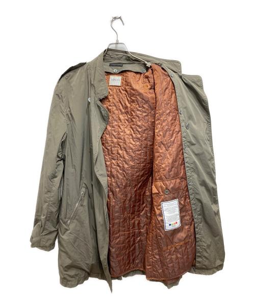 ARMANI COLLEZIONI（アルマーニ コレツィオーニ）ARMANI COLLEZIONI (アルマーニ コレツィオーニ) ライナー付きナイロンスタンドカラーコート ブラウン サイズ:40の古着・服飾アイテム