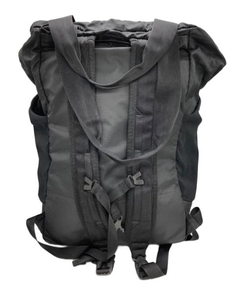 Patagonia（パタゴニア）Patagonia (パタゴニア) ウルトラライト・ブラックホール・トート・パック ブラックの古着・服飾アイテム
