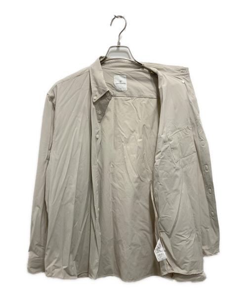 uniform experiment（ユニフォームエクスペリメント）uniform experiment (ユニフォームエクスペリメント) NUMBERING SEAM POCKET B.D SHIRT ベージュ サイズ:Lの古着・服飾アイテム