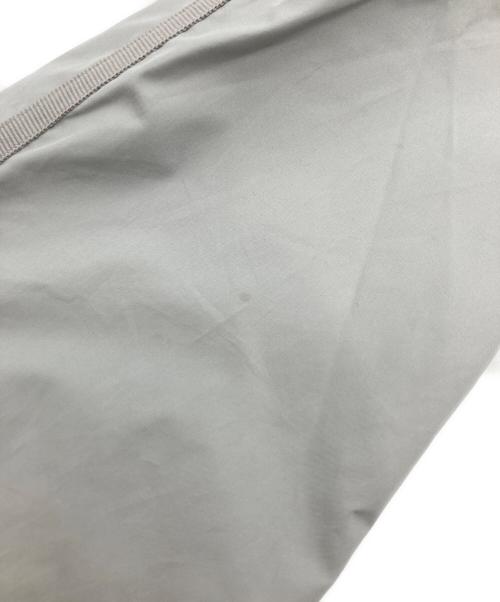 Christopher Raeburn（クリストファーレイバーン）Christopher Raeburn (クリストファーレイバーン) ナイロンジャケット グレー サイズ:XSの古着・服飾アイテム