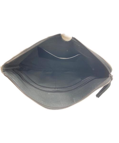 Vivienne Westwood（ヴィヴィアンウエストウッド）Vivienne Westwood (ヴィヴィアンウエストウッド) 迷彩柄 クラッチバッグ カーキの古着・服飾アイテム