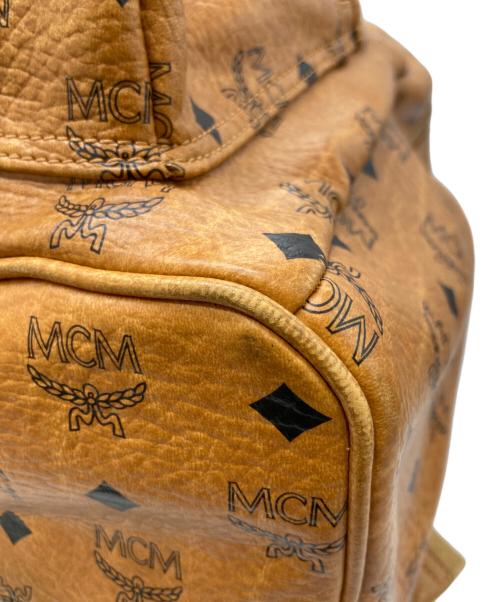 MCM（エムシーエム）MCM (エムシーエム) ヴィセトススタッズパックパック ブラウンの古着・服飾アイテム