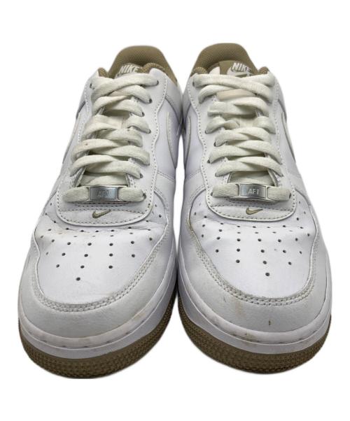 NIKE（ナイキ）NIKE (ナイキ) AIR FORCE1 ホワイト×ベージュ サイズ:27の古着・服飾アイテム