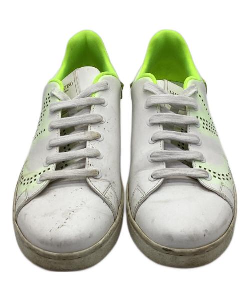 VALENTINO（ヴァレンティノ）VALENTINO (ヴァレンティノ) ローカットスニーカー ホワイト サイズ:37の古着・服飾アイテム