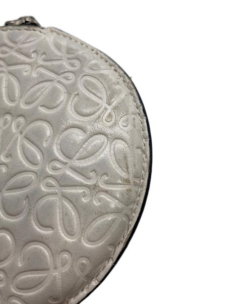 LOEWE（ロエベ）LOEWE (ロエベ) アナグラムコインケース ホワイトの古着・服飾アイテム