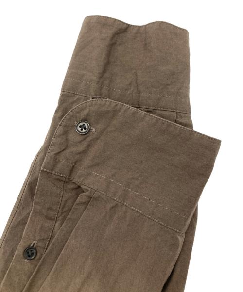 MUSE de Deuxieme Classe（ミューズ ドゥーズィエム クラス）MUSE de Deuxieme Classe (ミューズ ドゥーズィエム クラス) タイプライタータックシャツ ブラウン サイズ:-の古着・服飾アイテム