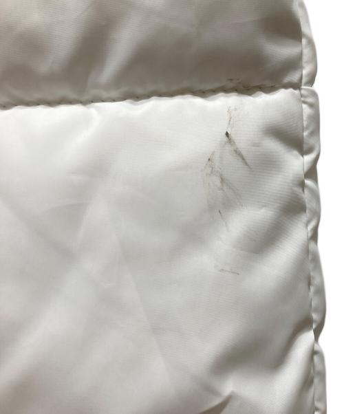 Calvin Klein（カルバンクライン）Calvin Klein (カルバンクライン) 中綿ベスト ホワイト サイズ:Lの古着・服飾アイテム