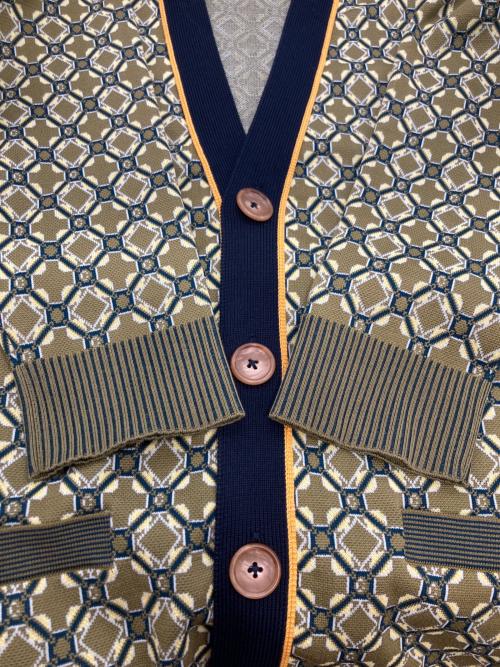 CABAN（キャバン）CABAN (キャバン) クロスタイルジャカード Vネックカーディガン グリーン サイズ:Mの古着・服飾アイテム