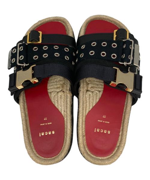 sacai（サカイ）sacai (サカイ) バックルベルト ビブラムソール フラット サンダル ブラック サイズ:37の古着・服飾アイテム