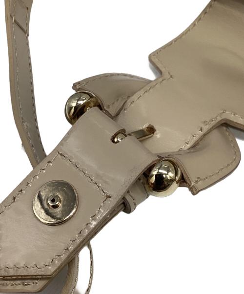 BURBERRY LONDON（バーバリーロンドン）BURBERRY LONDON (バーバリーロンドン) キルティングロゴハンドバッグ ベージュの古着・服飾アイテム