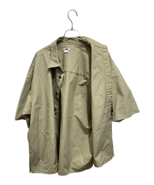 H BEAUTY&YOUTH（エイチ ビューティー&ユース）H BEAUTY&YOUTH (エイチ ビューティー&ユース) TYPEWRITER SQUARE CUT SHORT SLEEVE SHIRT/シャツ ベージュ サイズ:Ｌの古着・服飾アイテム