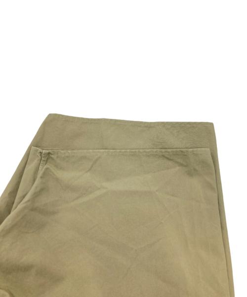 H BEAUTY&YOUTH（エイチ ビューティー&ユース）H BEAUTY&YOUTH (エイチ ビューティー&ユース) TYPEWRITER SQUARE CUT SHORT SLEEVE SHIRT/シャツ ベージュ サイズ:Ｌの古着・服飾アイテム