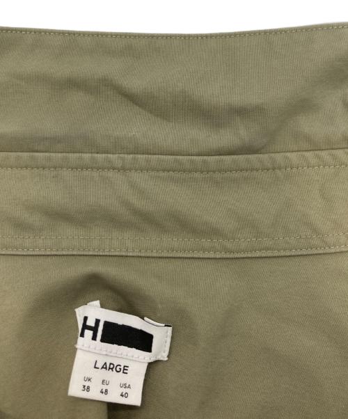 H BEAUTY&YOUTH（エイチ ビューティー&ユース）H BEAUTY&YOUTH (エイチ ビューティー&ユース) TYPEWRITER SQUARE CUT SHORT SLEEVE SHIRT/シャツ ベージュ サイズ:Ｌの古着・服飾アイテム