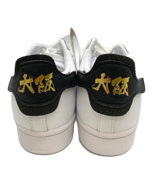 adidas（アディダス）adidas (アディダス) SUPERSTAR 大阪／スーパースター FTWR WHITE/CORE BLACK/GOLD METALLIC ホワイト サイズ:23 未使用品の古着・服飾アイテム