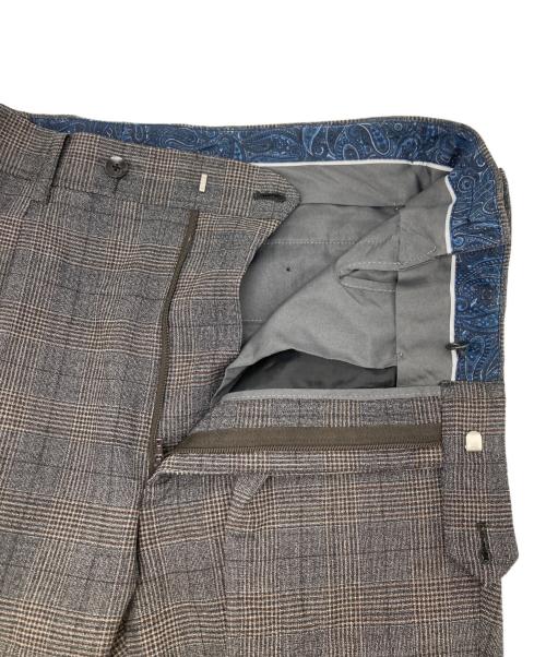 THE SUIT COMPANY（ザ・スーツカンパニー）THE SUIT COMPANY (ザ・スーツカンパニー) 3釦段返りシングルスーツ 2タック ブラウン サイズ:A7の古着・服飾アイテム